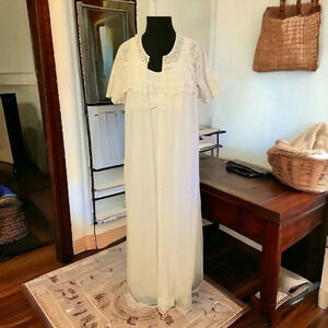 VTG Mary Barron Ivory Peignoir Negligee Nightgown Small Lace Chiffon Cottagecore
